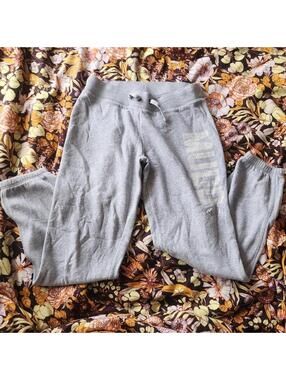 Grey Vintage Mudd 2013 sweatpants with white lettering